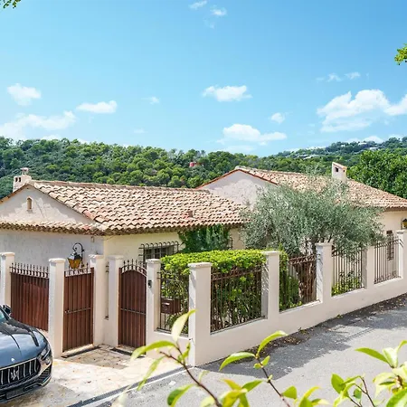 4 Bedroom Awesome In St Paul De Vence Saint-Paul-de-Vence
